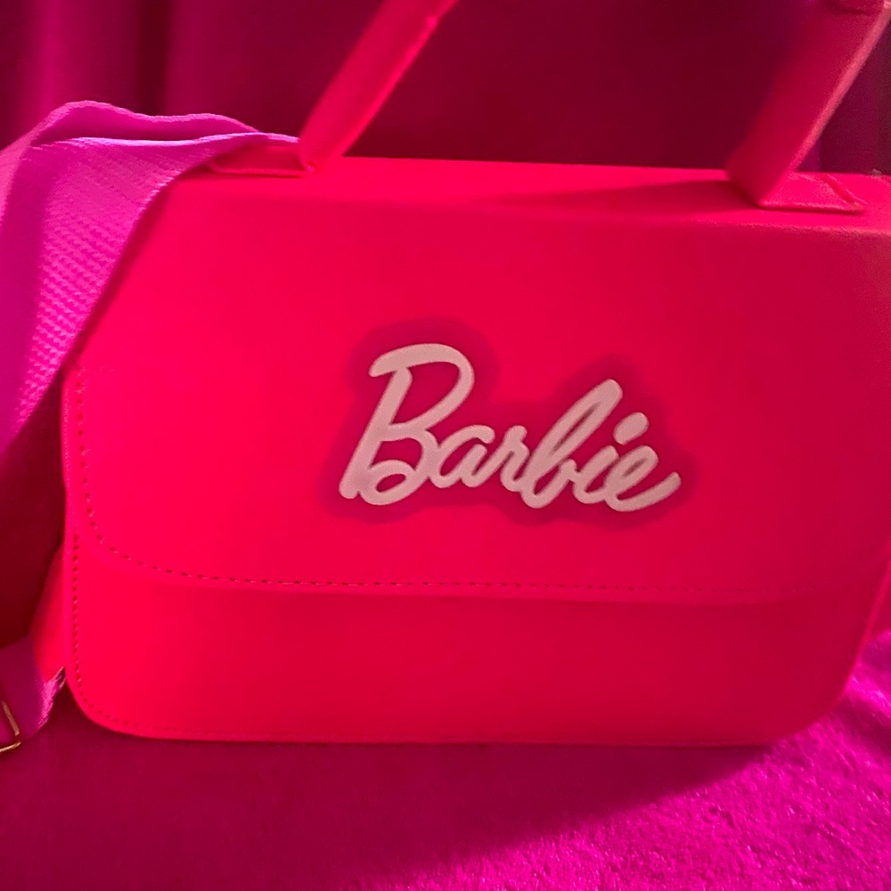 Beautiful fashion bag from the Barbie brand at a super price